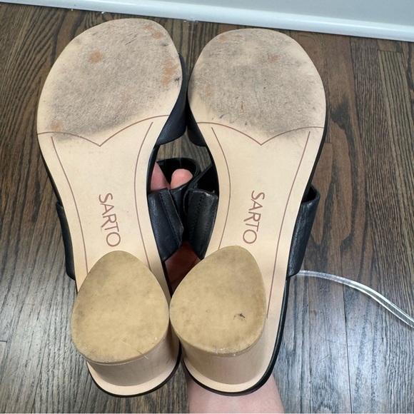 Franco Sarto Goldie black leather heel sandals size 10 - Picture 6 of 7